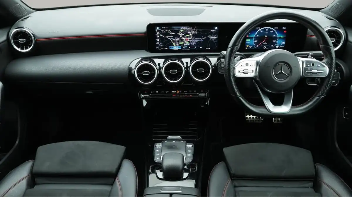 2021-mercedes-benz-a-class-13-a250e-amg-line-executive-saloon-4d-big-18