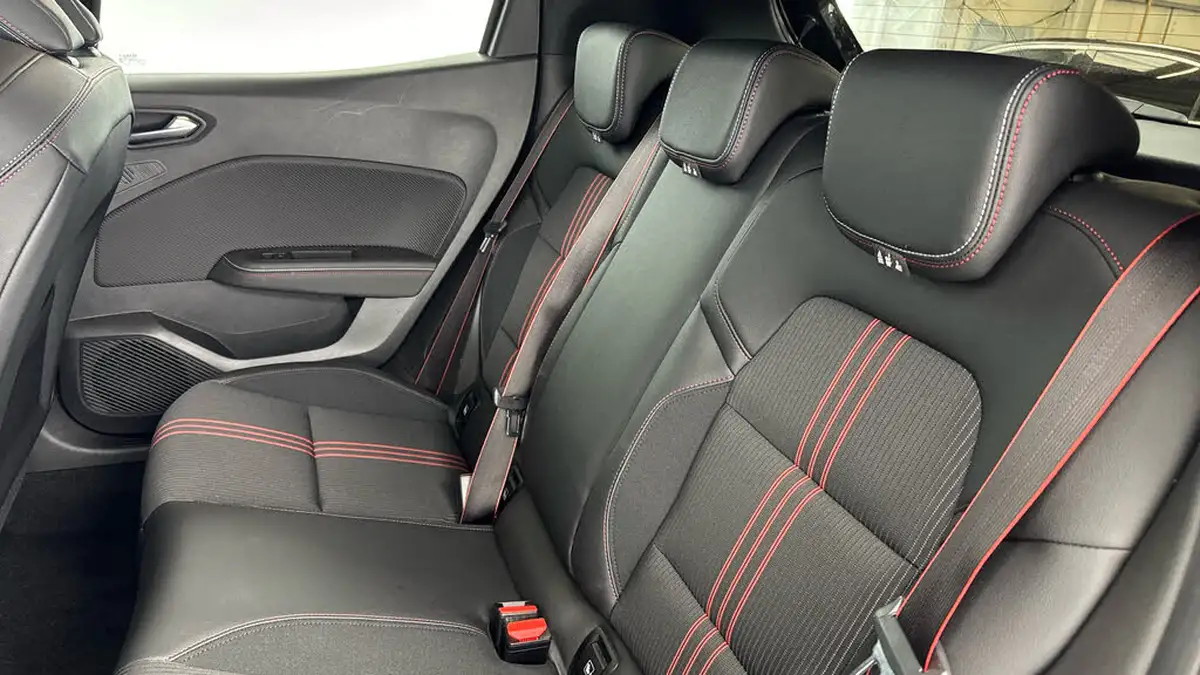 2022-renault-clio-10-tce-rs-line-rs-line-big-13