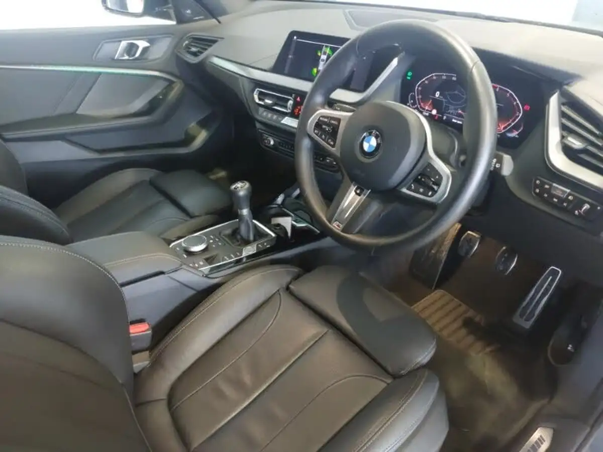 2024-bmw-1-series-15-118i-m-sport-lcp-big-5
