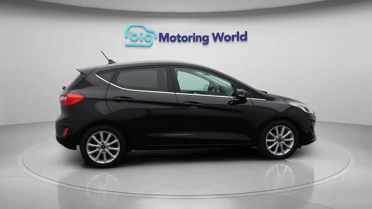 2020-ford-fiesta-10t-titanium-125ps-hybrid-mhev-big-8