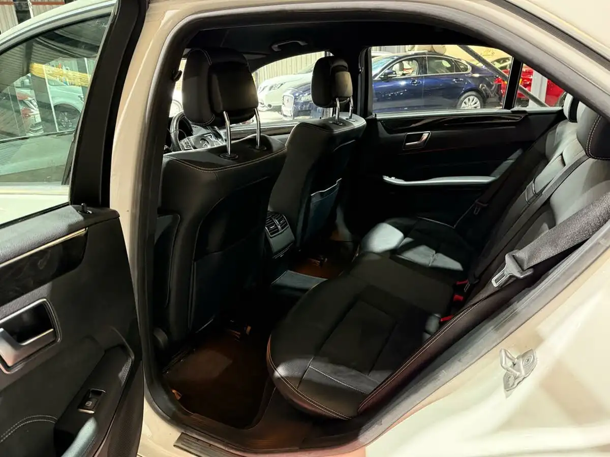 2014-mercedes-benz-e-class-21td-e250-cdi-amg-sport-21cdi-saloon-4d-big-20