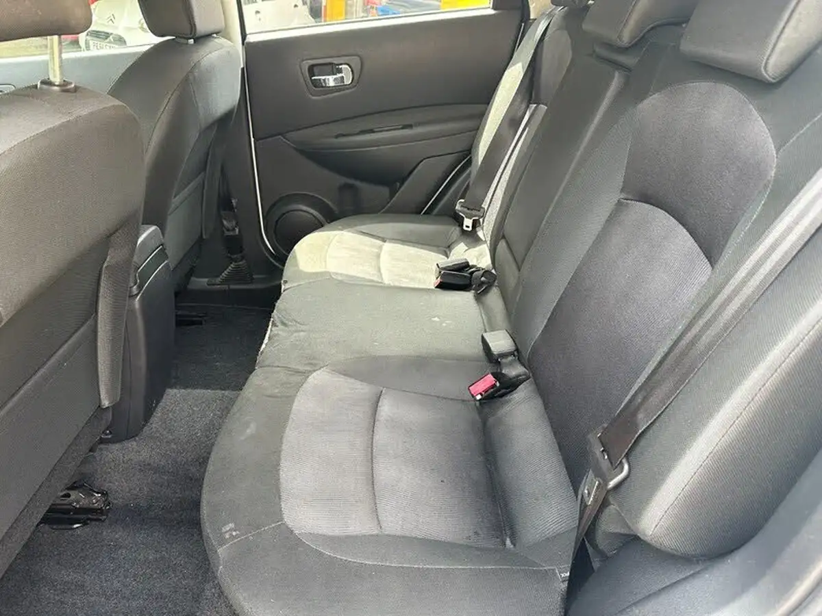 2012-nissan-qashqai-16-acenta-big-18
