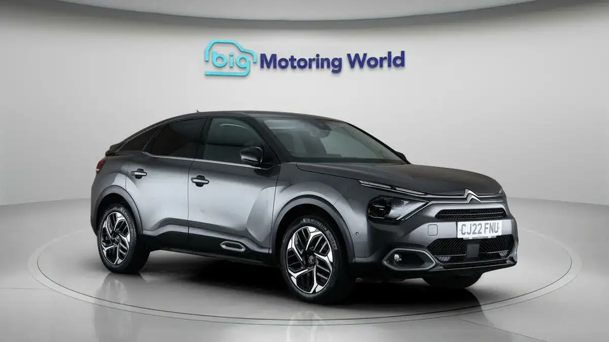 2022-citroen-c4-big-0