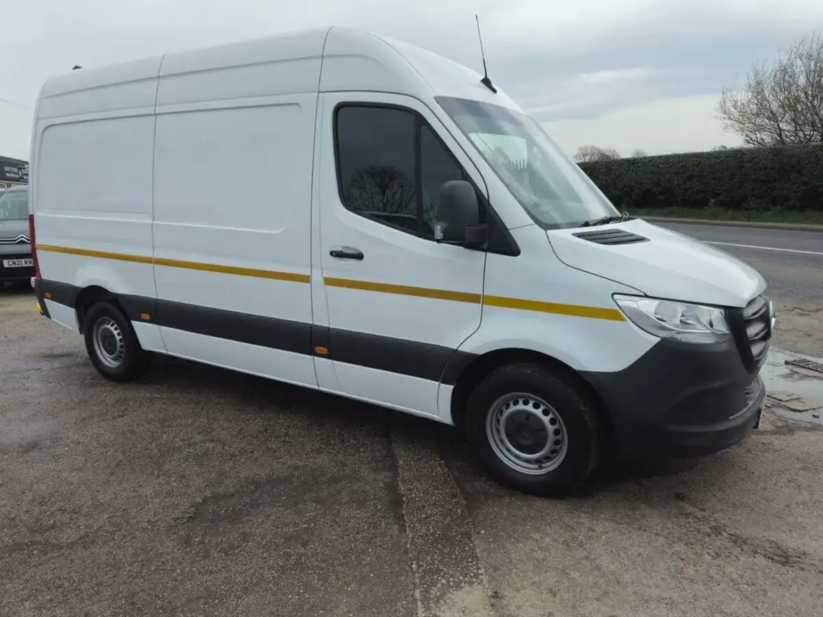 2021-mercedes-benz-sprinter-21cdi-314-l3h2-progressive-panel-big-2