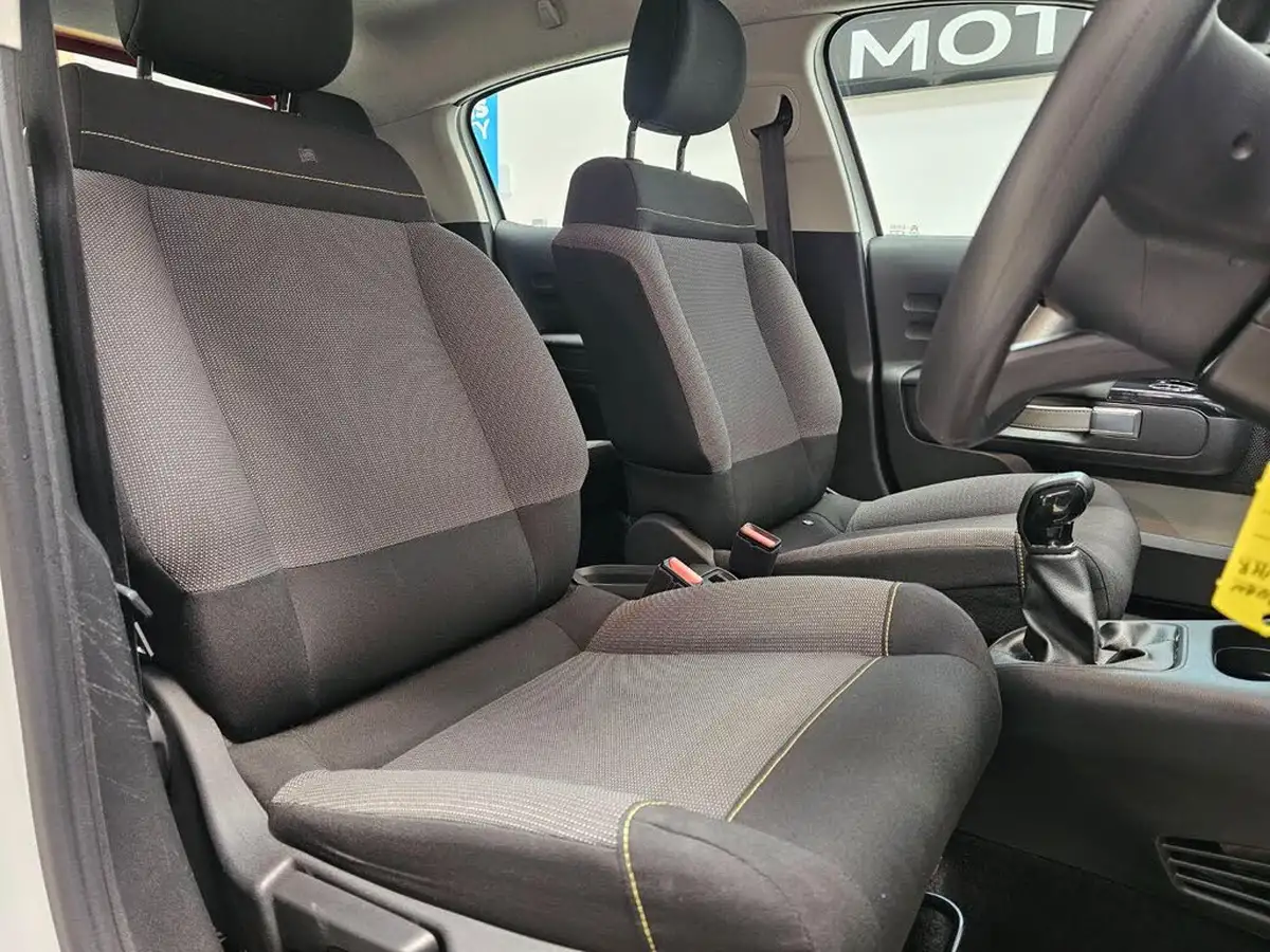 2017-citroen-c3-12-puretech-feel-68ps-big-22