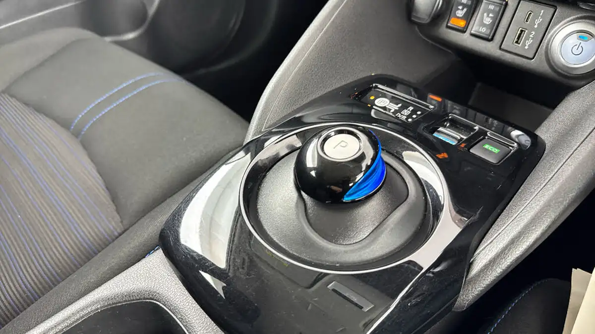 2022-nissan-leaf-e-n-connecta-39kwh-big-15