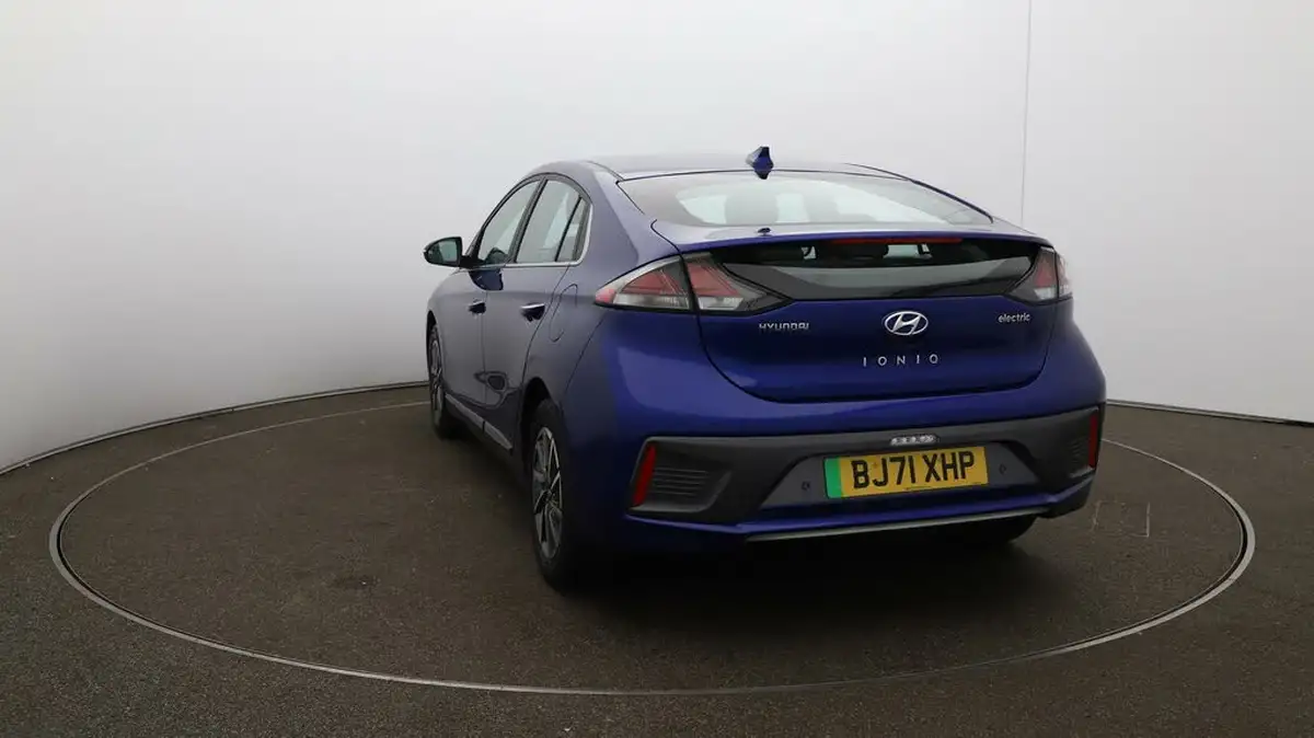 2022-hyundai-ioniq-e-premium-electric-big-59