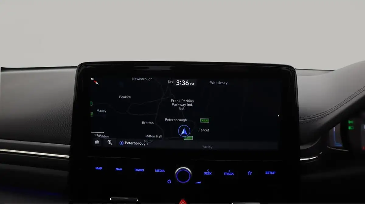 2022-hyundai-ioniq-e-premium-electric-big-11