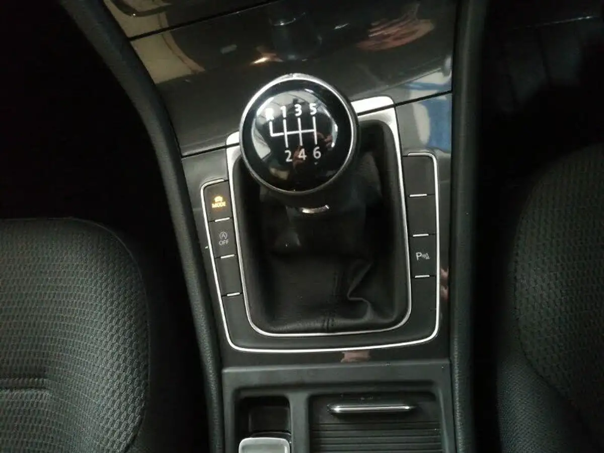 2019-volkswagen-golf-15-tsi-match-edition-150ps-hatchback-big-11