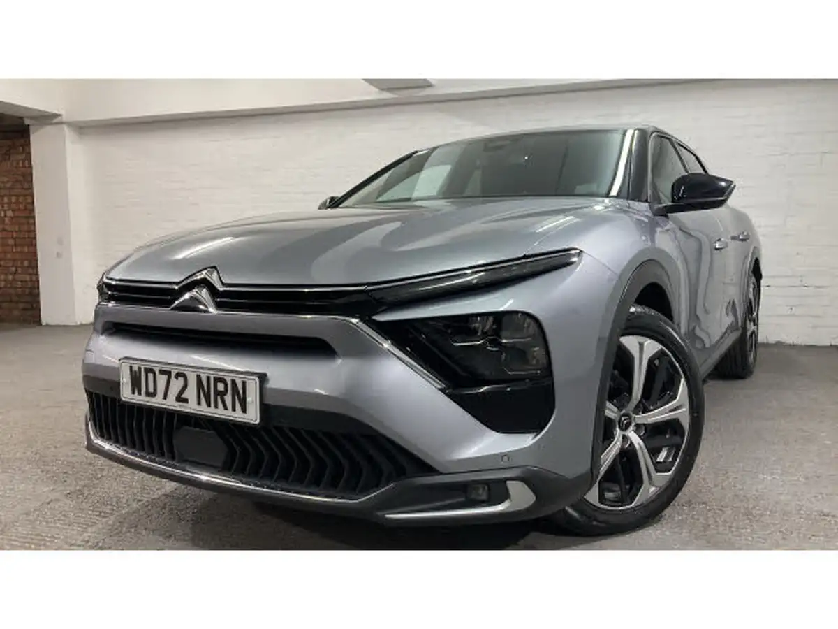 2023-citroen-c5-x-12-puretech-sense-plus-big-42