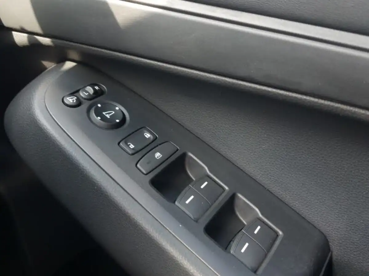 2022-honda-hr-v-15-i-mmd-elegance-big-15