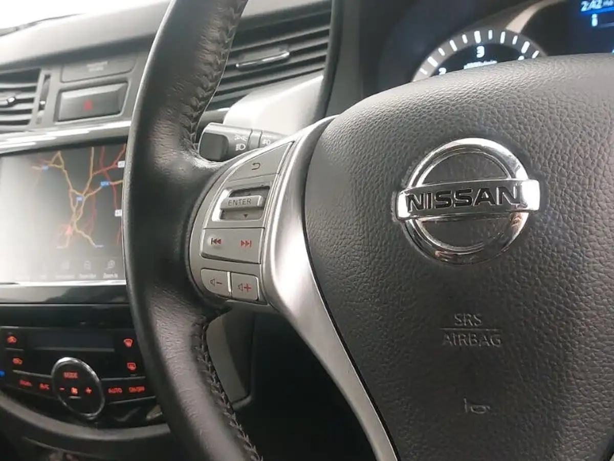 2021-nissan-navara-23dci-tt-tekna-8-navileather-auto-big-10