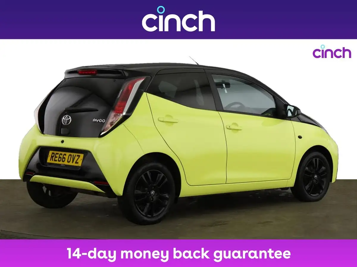 2016-toyota-aygo-10-vvt-i-x-cite-3-bi-tone-yellow-5d-big-8