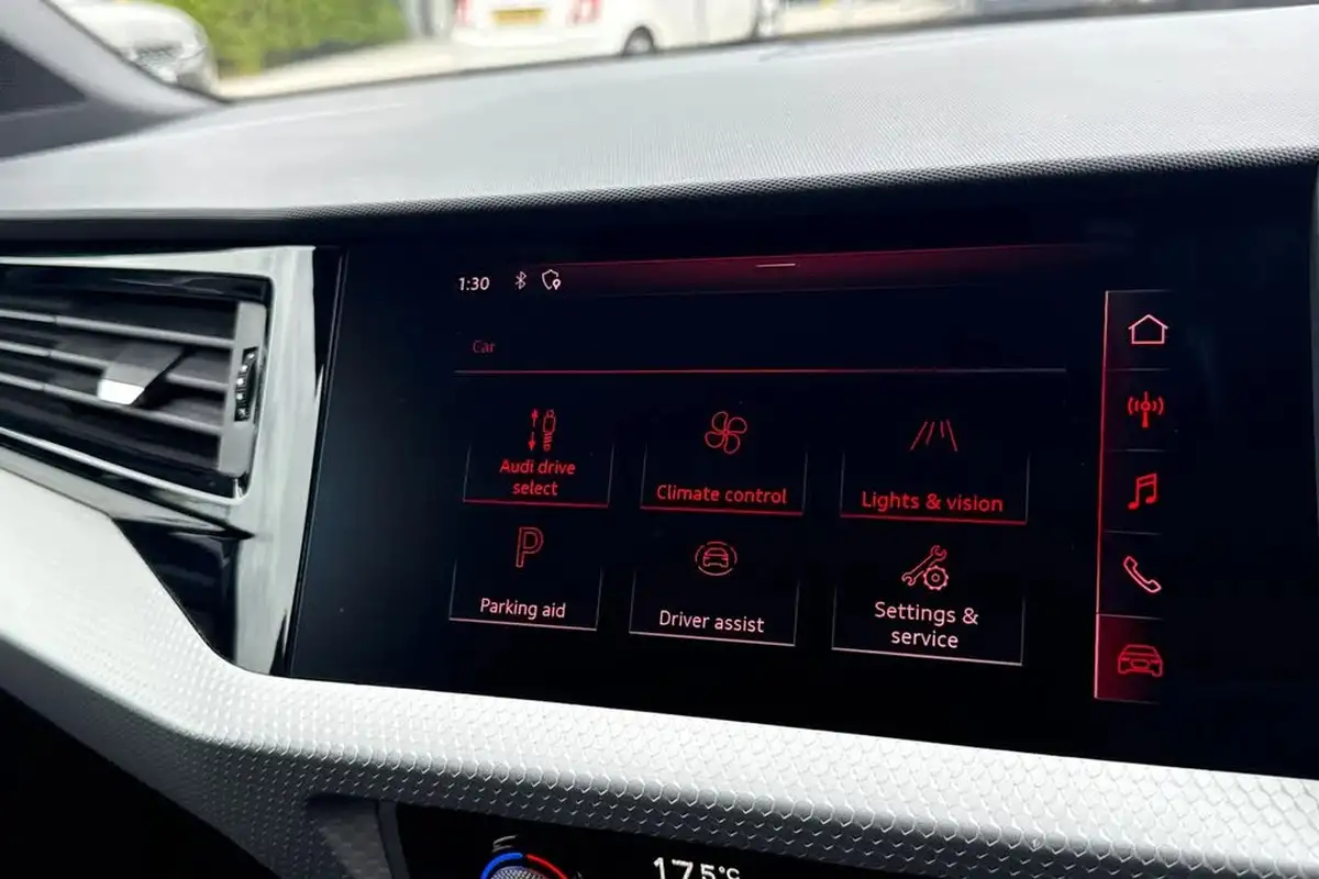 2020-audi-a1-10-30-tfsi-s-line-110ps-big-48