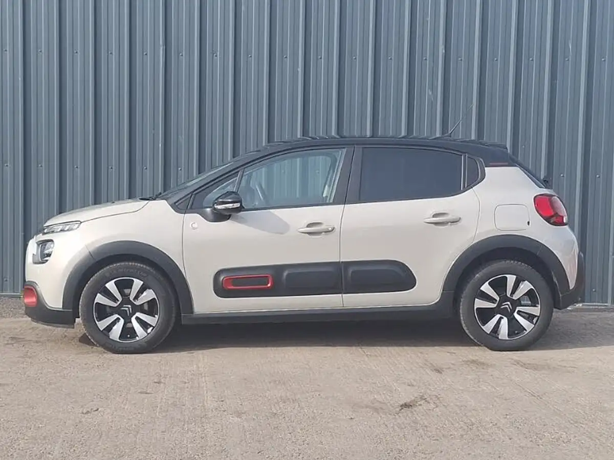 2022-citroen-c3-12-puretech-c-series-big-3