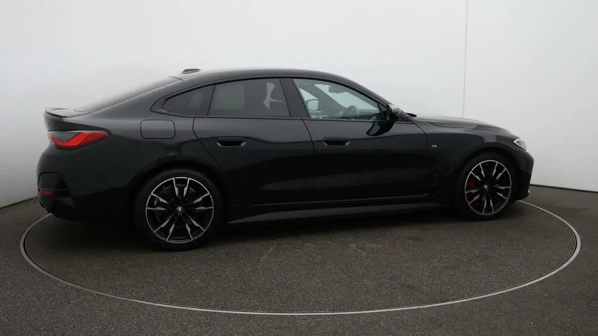 2022-bmw-i4-e-m50-big-55
