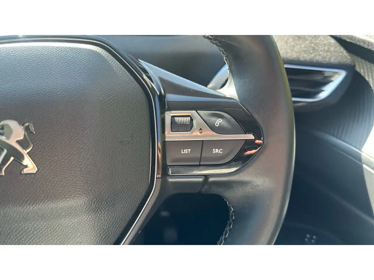 2021-peugeot-3008-suv-12-puretech-allure-big-31