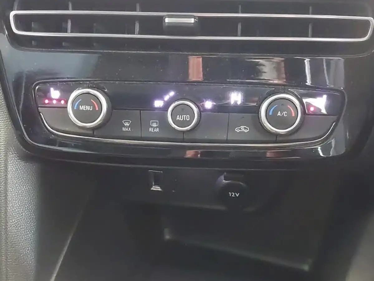 2021-vauxhall-mokka-15-turbo-d-elite-premium-big-14