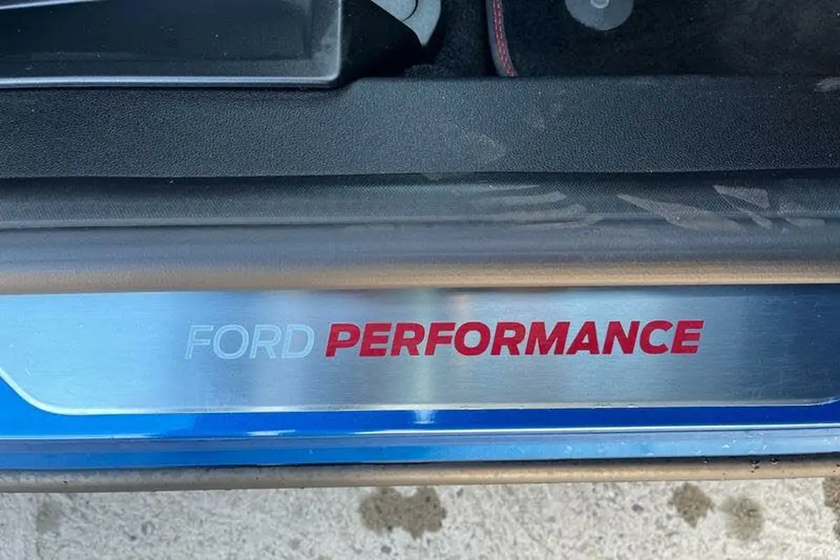 2023-ford-puma-suv-15-st-big-36