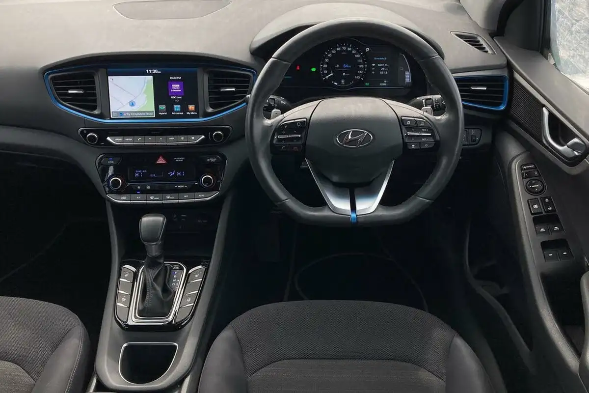 2019-hyundai-ioniq-16-gdi-premium-hybrid-big-13