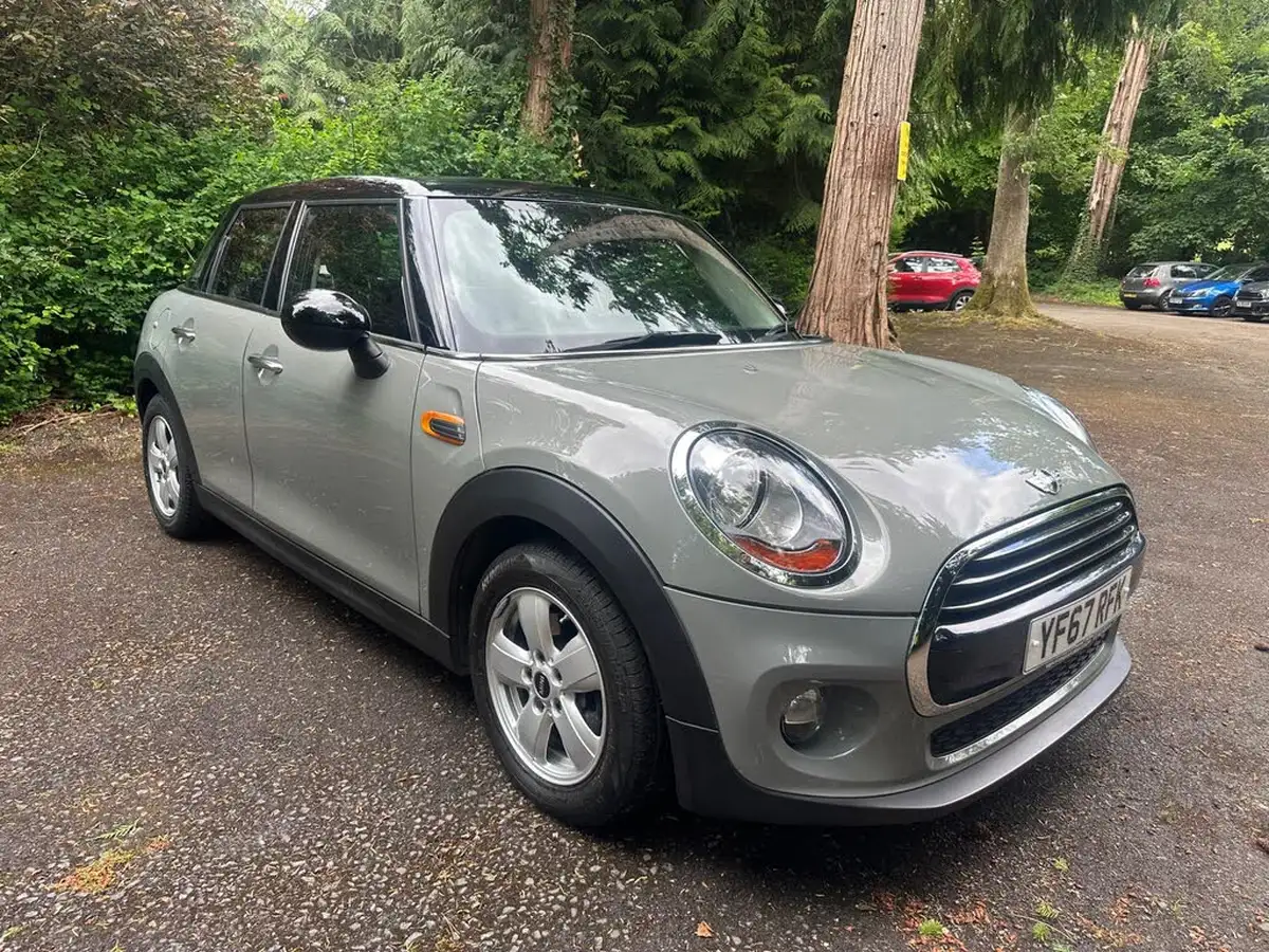 2017-mini-cooper-15-cooper-ss-hatchback-5d-big-3