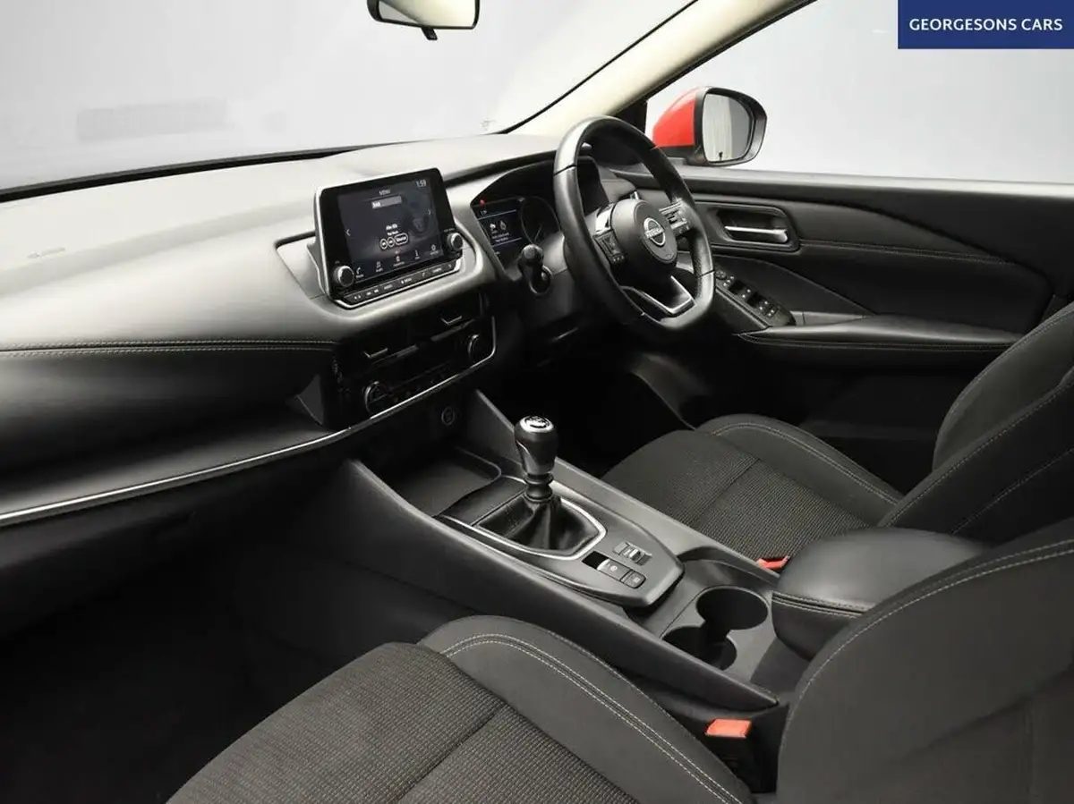 2022-nissan-qashqai-13-dig-t-acenta-premium-140ps-big-8