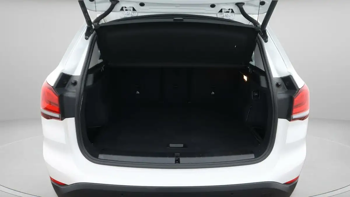 2020-bmw-x1-15-sdrive18i-se-big-17