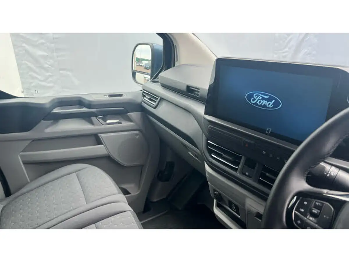 2024-ford-transit-custom-20tdci-280-l1h1-limited-136pseu6e-panel-van-1996cc-auto-big-13