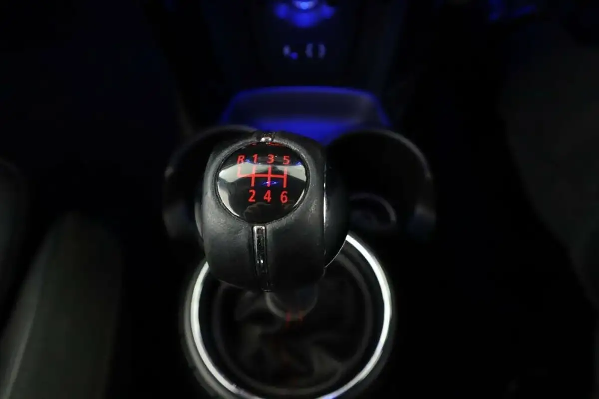 2015-mini-cooper-20-cooper-jcw-chili-ss-big-18