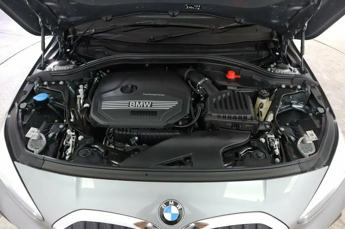 2023-bmw-1-series-15-118i-sport-dct-big-23
