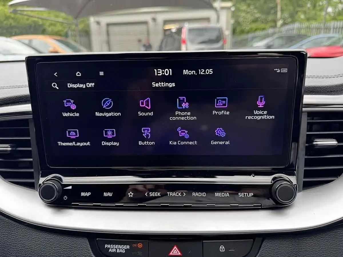 2022-kia-pro-ceed-15-t-gdi-gt-line-big-22