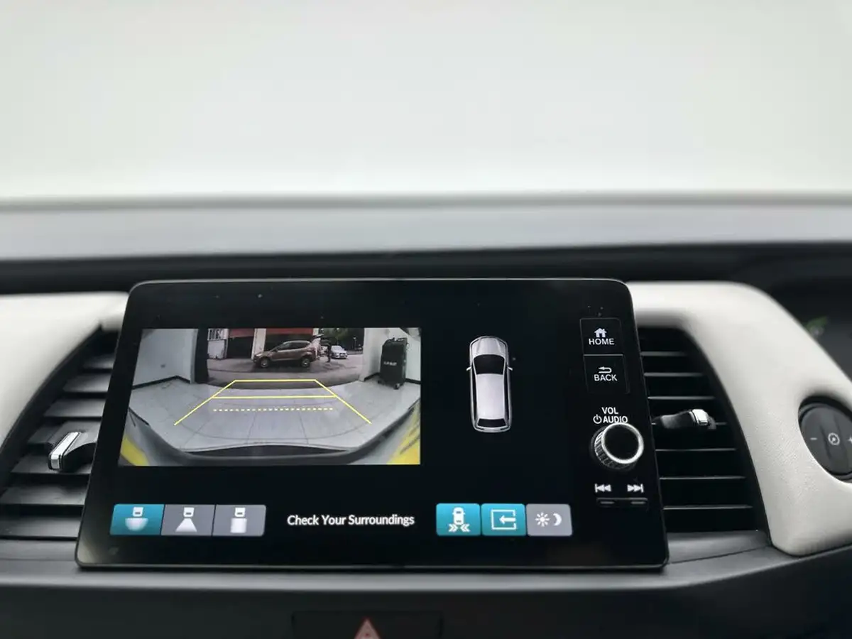 2020-honda-jazz-15-i-mmd-ex-big-43