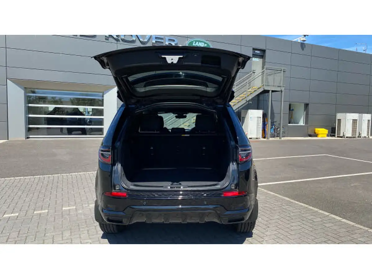 2022-land-rover-discovery-sport-big-26