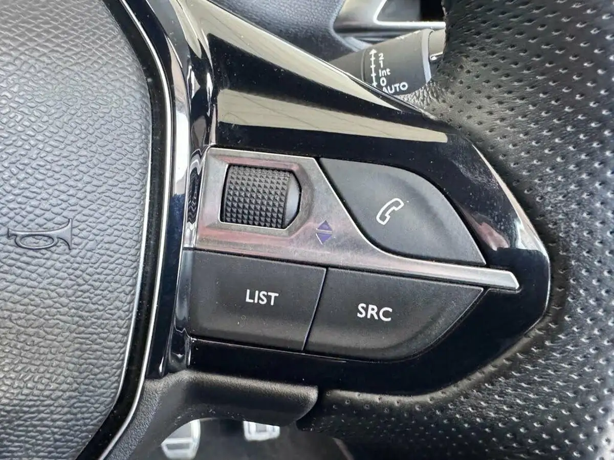 2021-peugeot-3008-suv-12-puretech-gt-big-34