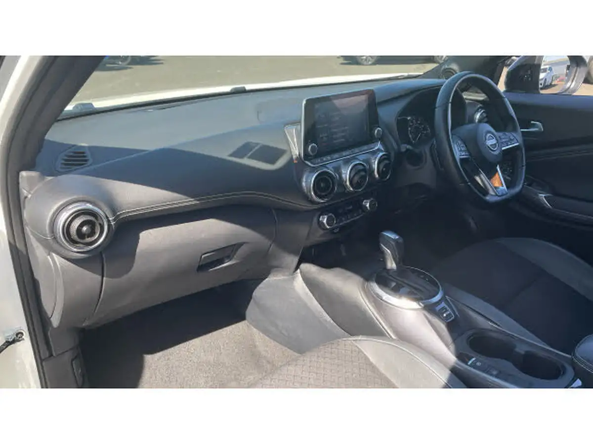 2023-nissan-juke-10-dig-t-n-connecta-dct-big-8