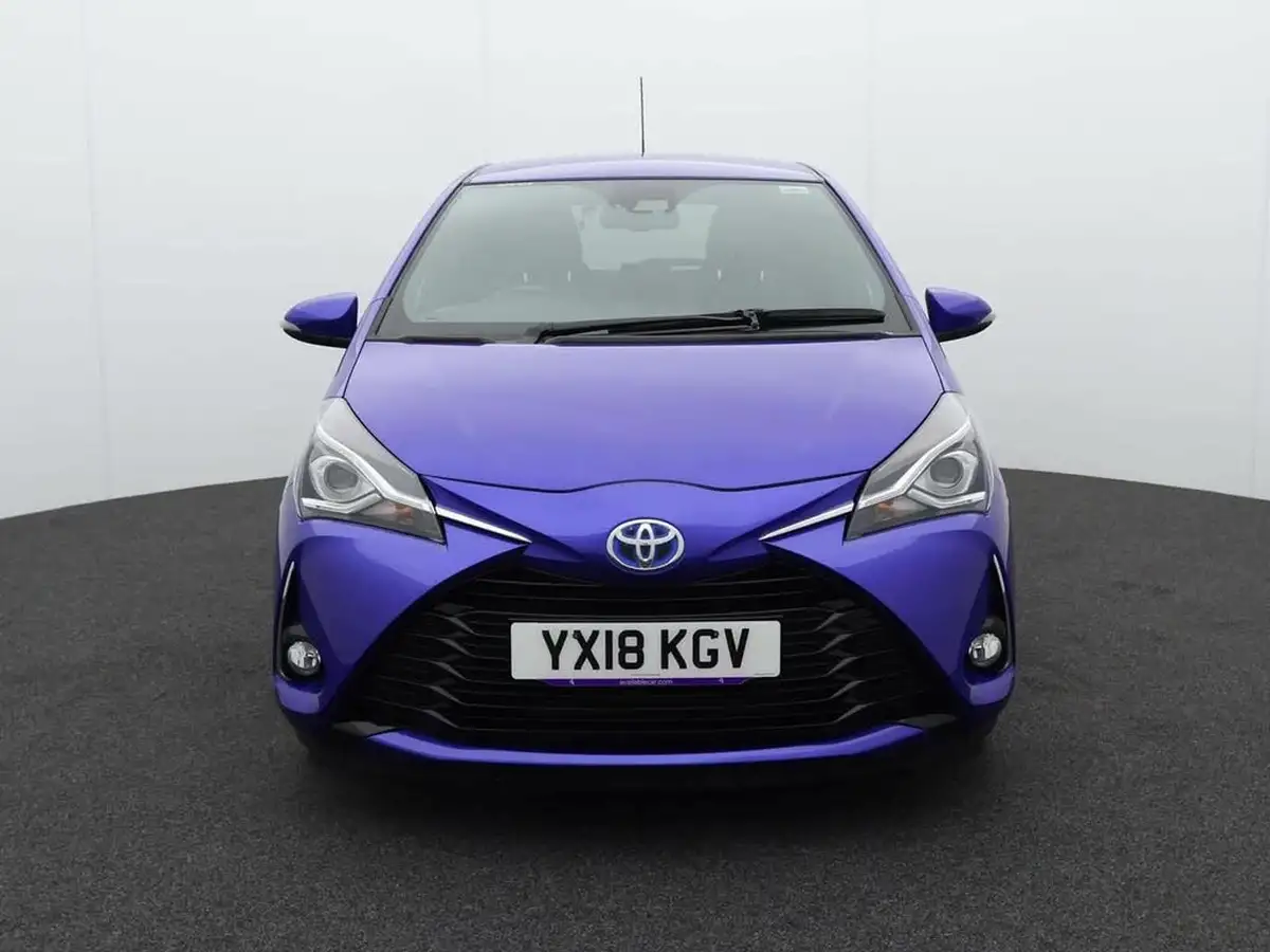 2018-toyota-yaris-15-vvt-i-excel-hybrid-15in-alloys-big-1