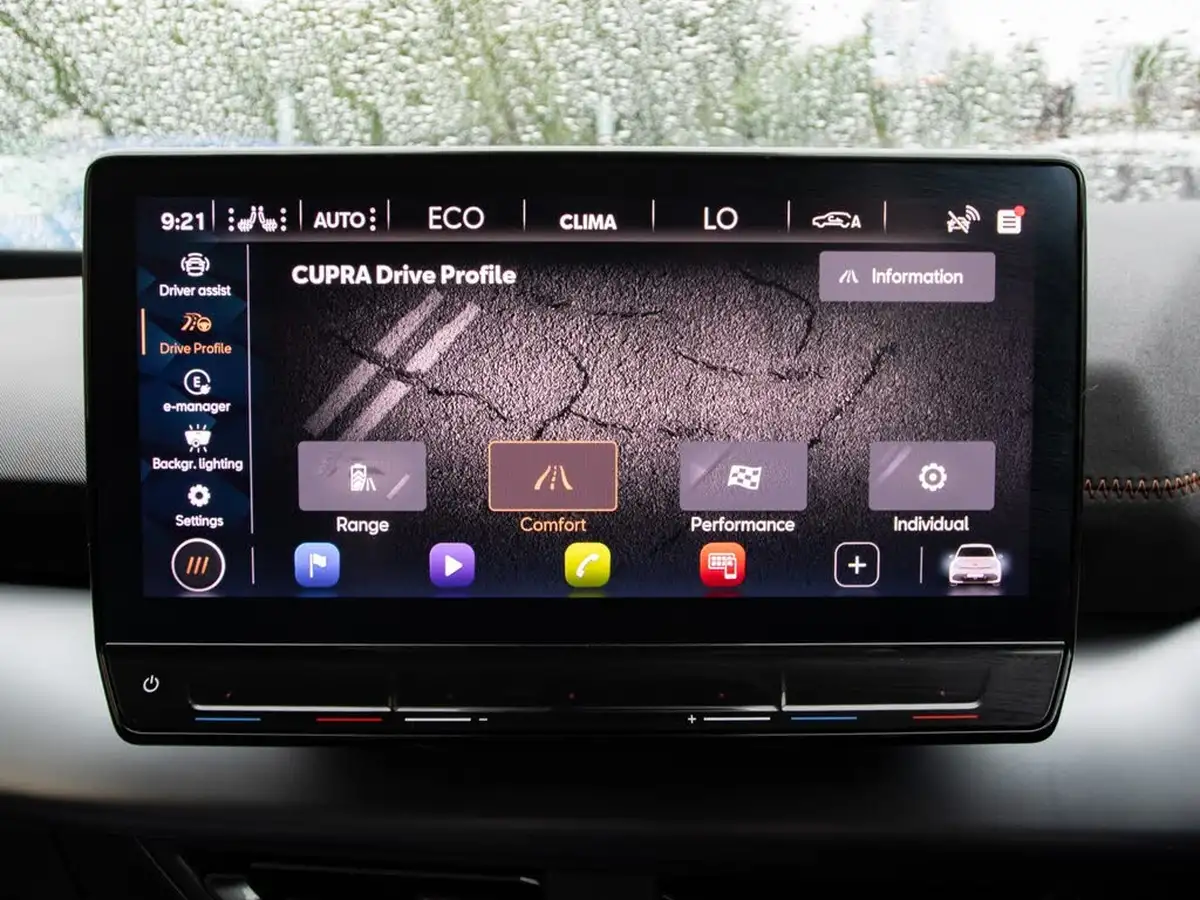 2022-cupra-born-e-v3-204ps-58kwh-big-28