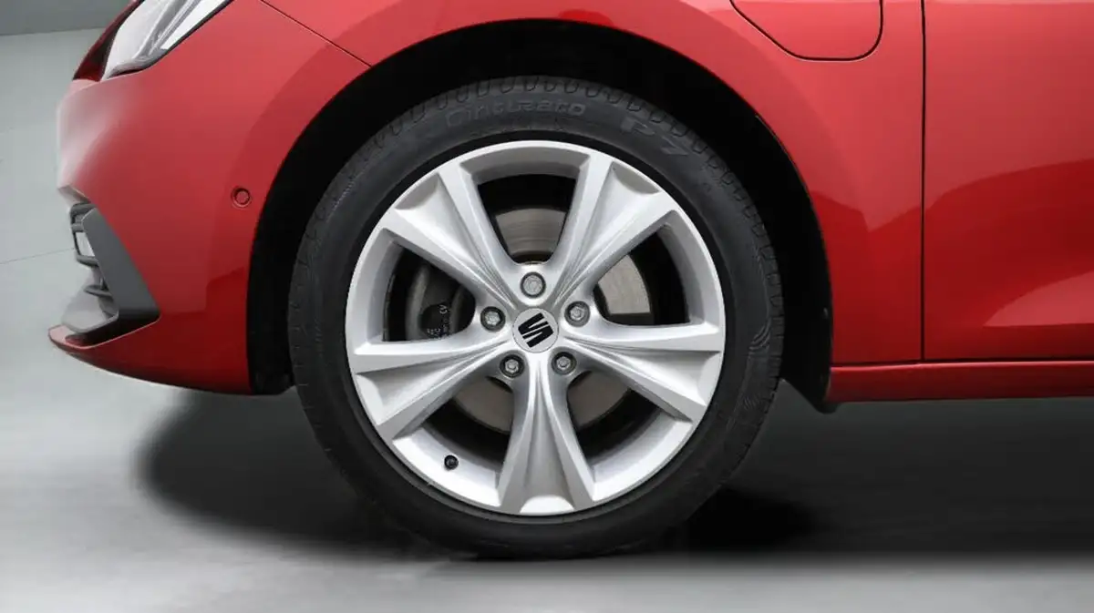 2021-seat-leon-14-e-hybrid-fr-hatchback-big-17