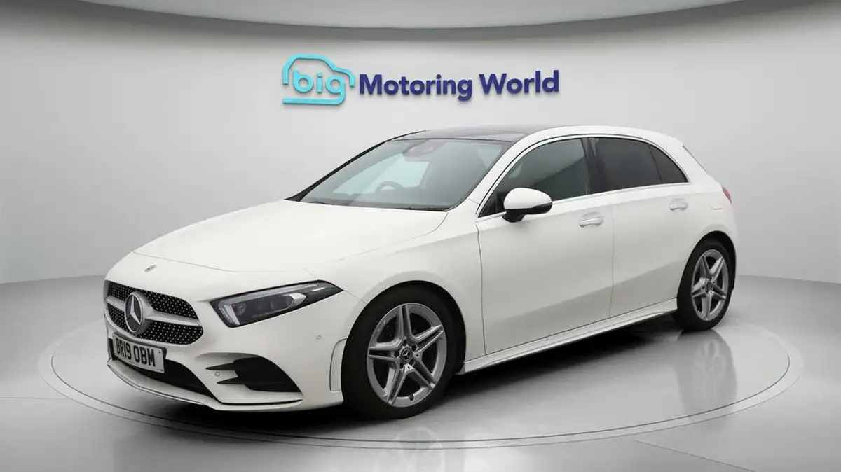 2019-mercedes-benz-a-class-20d-a200d-amg-line-premium-plus-hatchback-5d-big-3