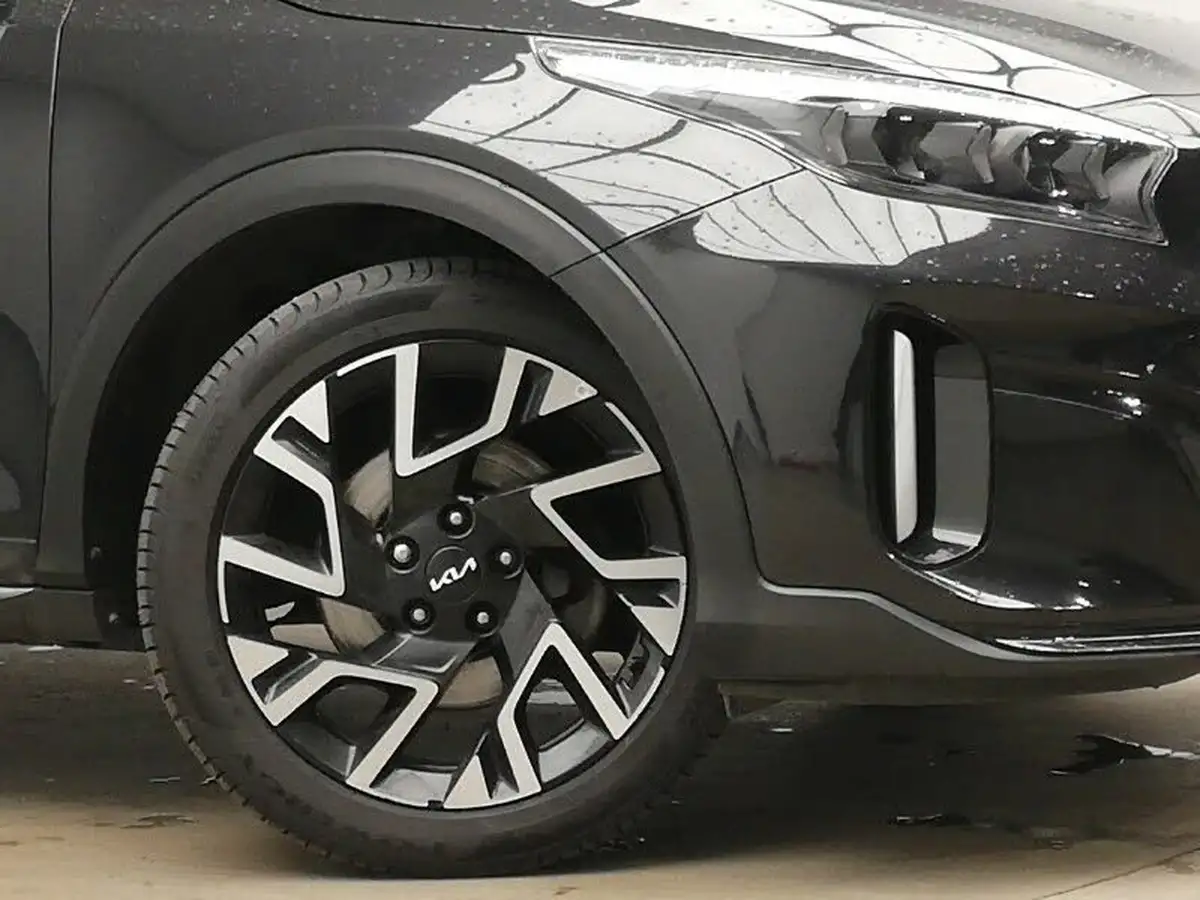 2023-kia-xceed-15-t-gdi-3-158bhp-big-8