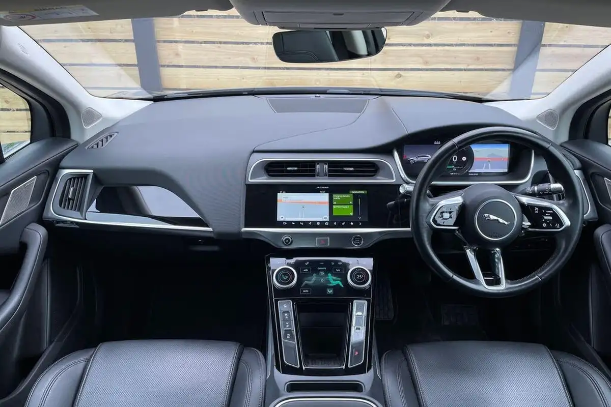 2020-jaguar-i-pace-ev400-s-big-32