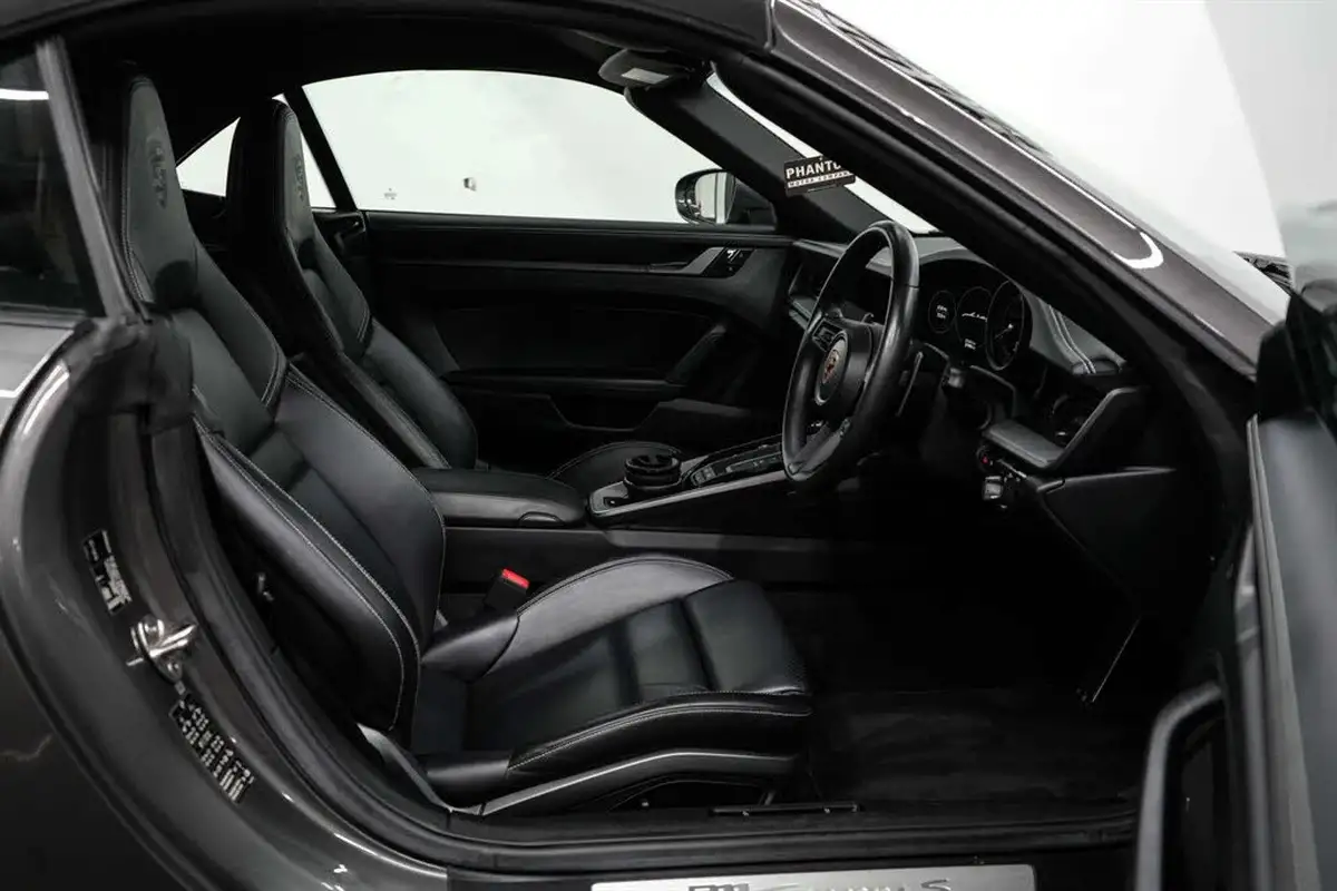 2019-porsche-911-30-carrera-s-450ps-coupe-pdk-big-26