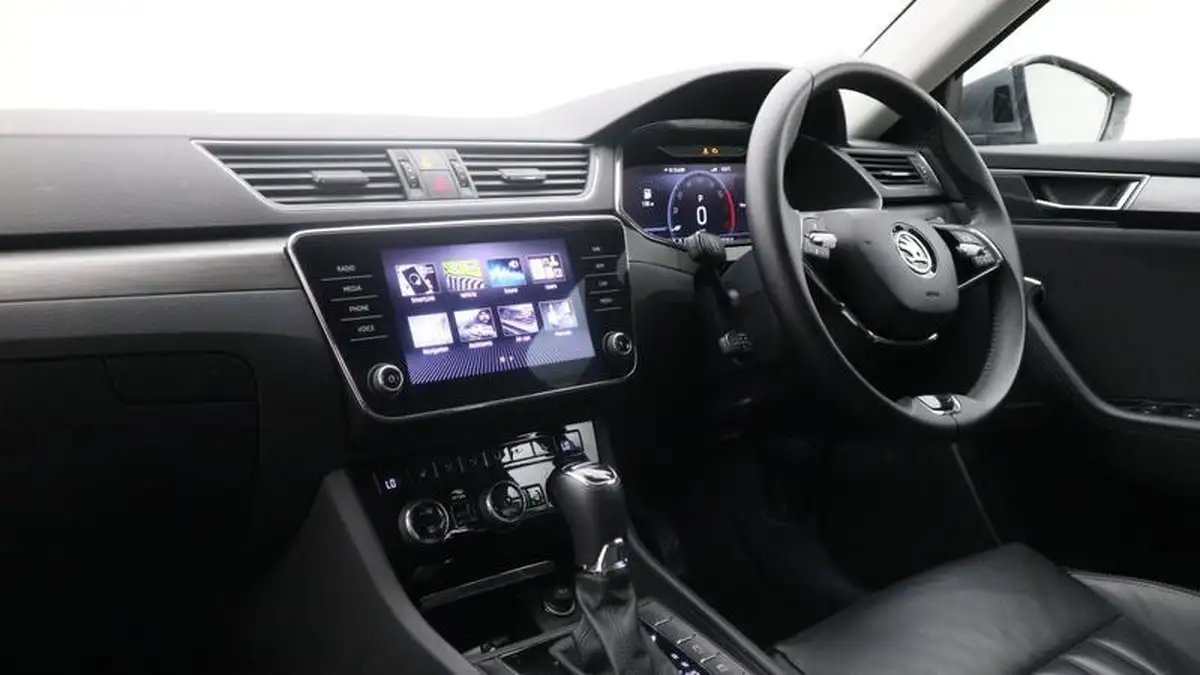2023-skoda-superb-20-tsi-se-l-hatchback-big-5