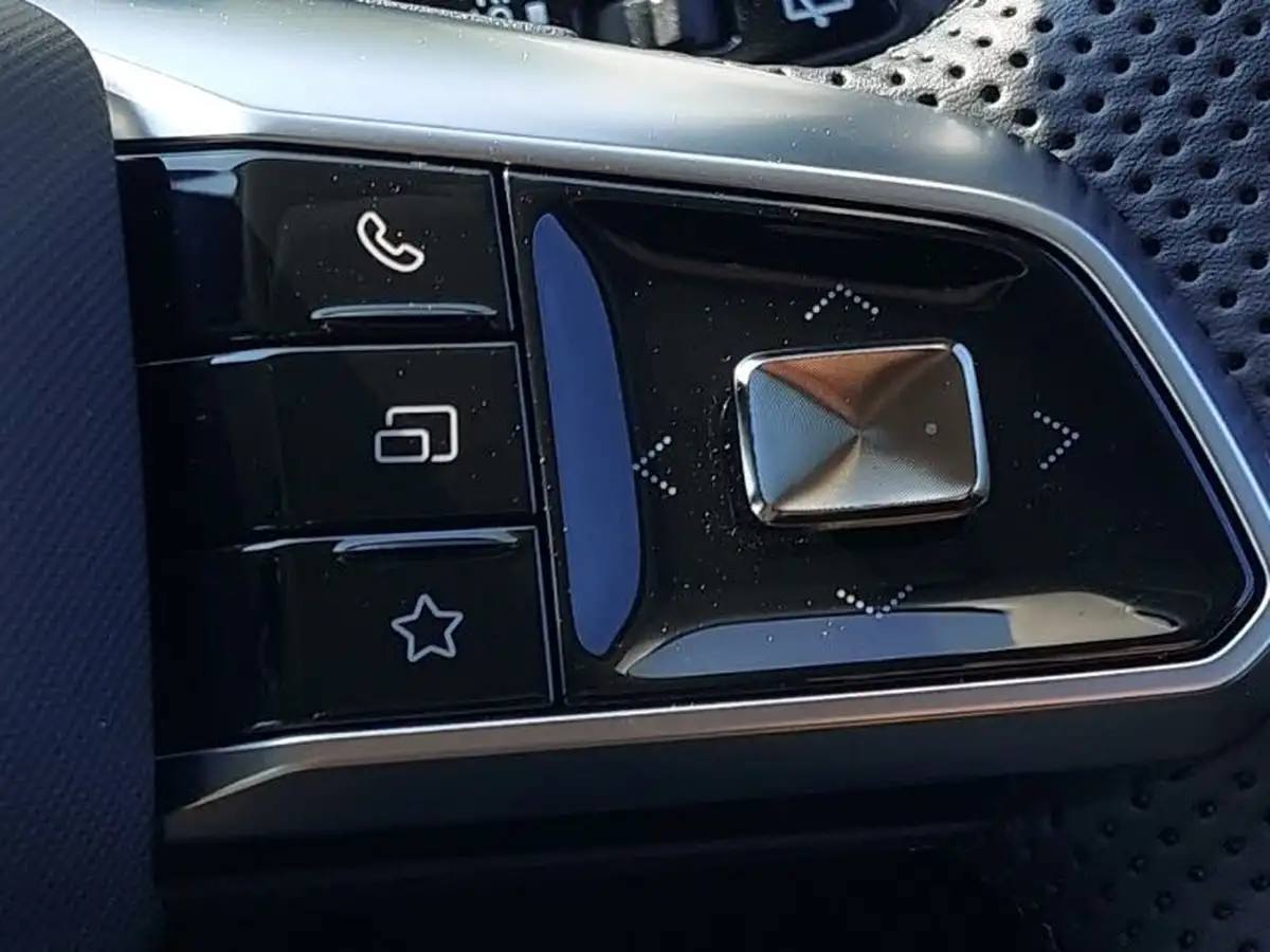 2024-mg-hs-15t-gdi-trophy-273ps-plug-in-hybrid-1496cc-auto-big-17