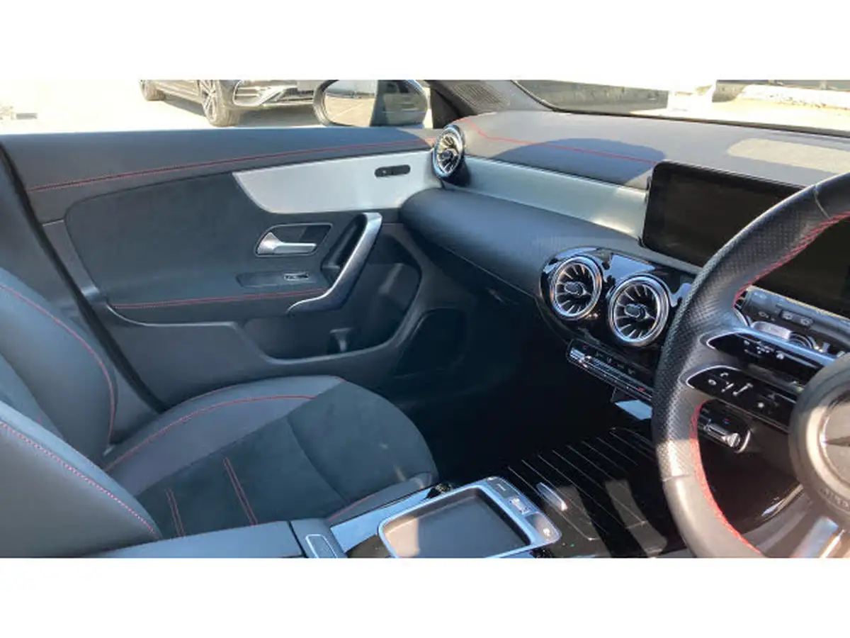 2023-mercedes-benz-cla-13-cla-200-amg-line-premium-shooting-brake-5d-big-13