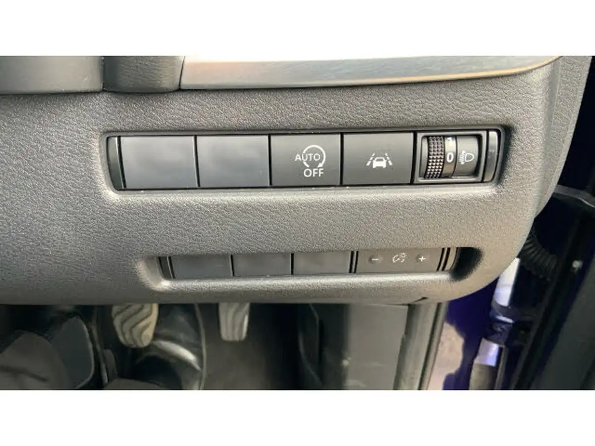 2022-nissan-qashqai-13-dig-t-acenta-premium-140ps-big-35