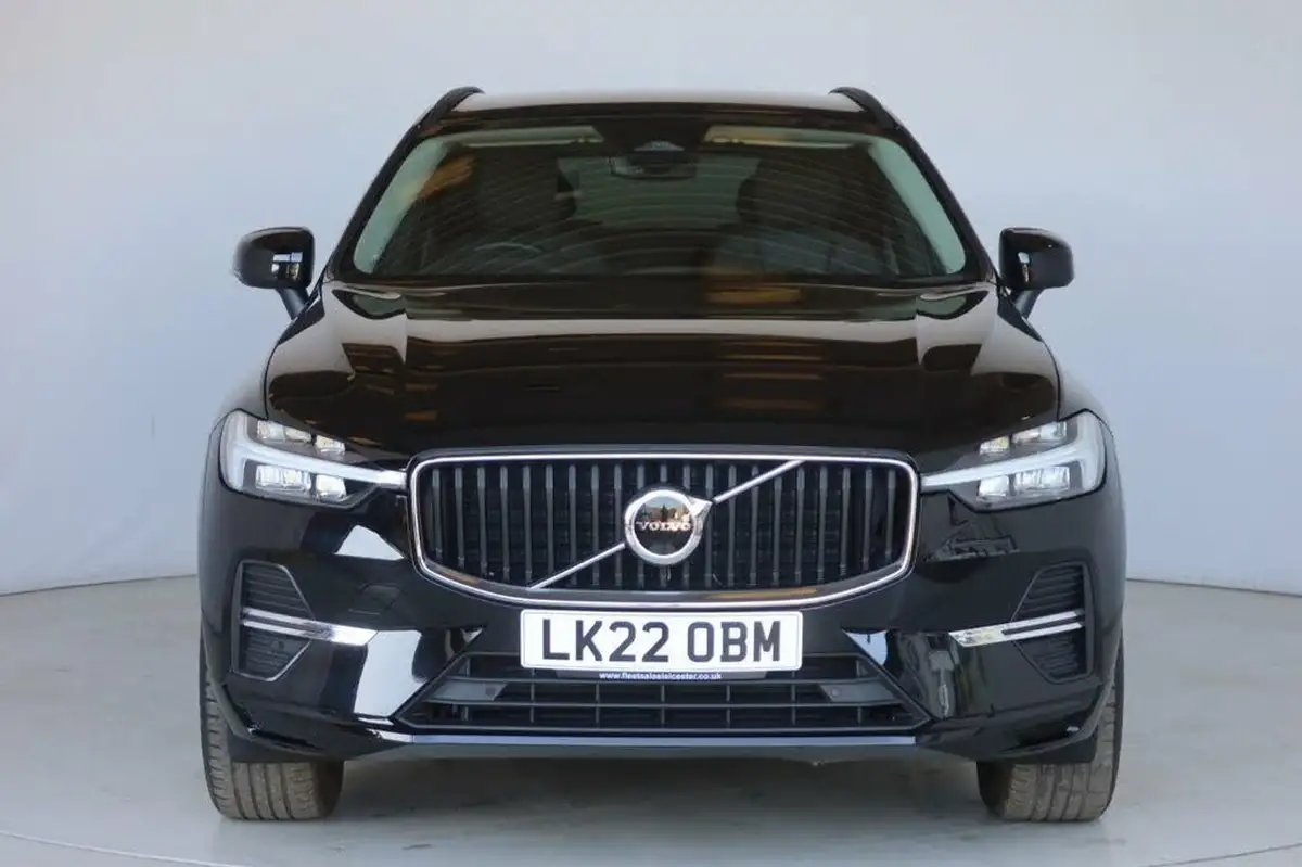 2021-volvo-xc60-20td-b4-momentum-awd-big-20