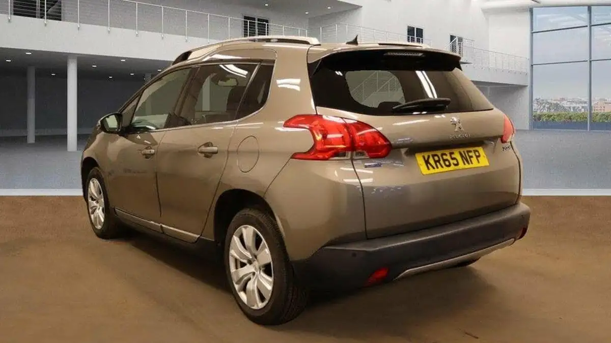 2015-peugeot-2008-crossover-16bluehdi-allure-120bhp-ss-big-4