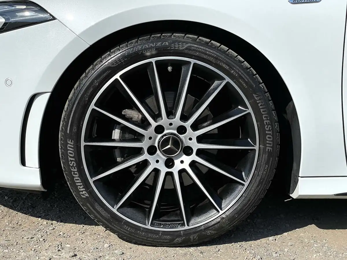 2021-mercedes-benz-a-class-13-a200-exclusive-edition-7g-dct-big-5