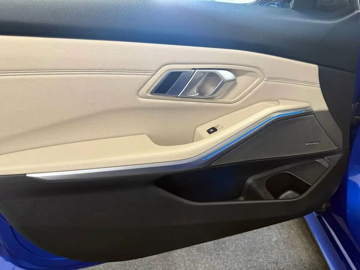 2021-bmw-3-series-20-330e-m-sport-touring-5d-big-46